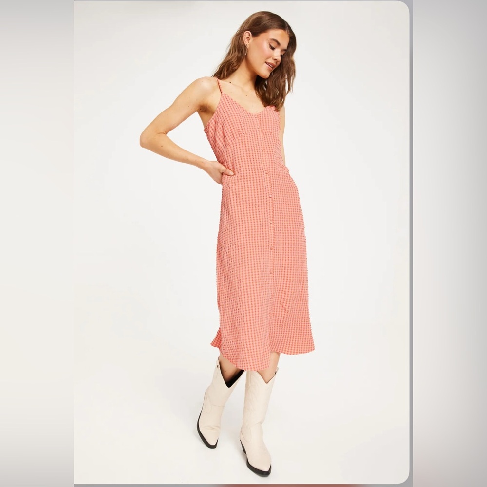 JDY Dress Sz M Textured Print Coral Pink Spaghetti Strap Button Front Gingham